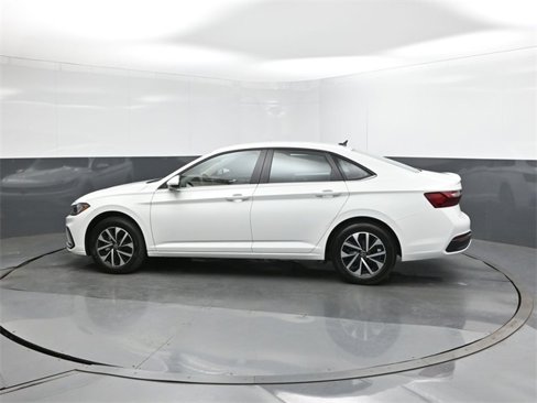 New 2025 Volkswagen Jetta S image 8