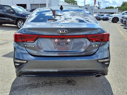 Used 2021 Kia Forte EX image 6