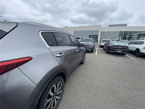 Used 2018 Kia Sportage EX image 10