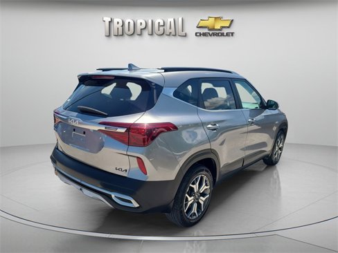 Used 2023 Kia Seltos EX image 5
