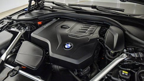 Certified 2021 BMW 530i w/ Convenience Package image 29