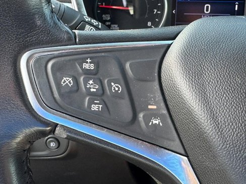 Used 2020 Chevrolet Equinox LT image 18