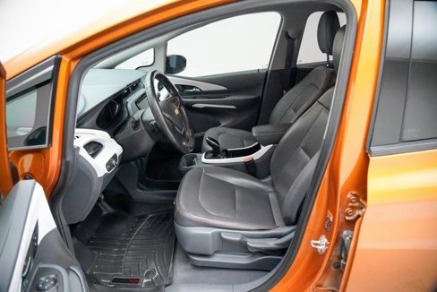 Used 2017 Chevrolet Bolt LT image 23