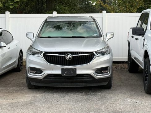 Used 2018 Buick Enclave Essence w/ Trailering Package image 2