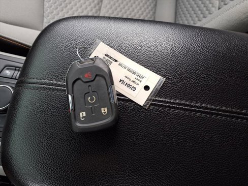 Used 2019 GMC Terrain SLE w/ Driver Convenience Package image 11