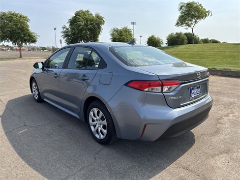 Used 2023 Toyota Corolla LE image 7