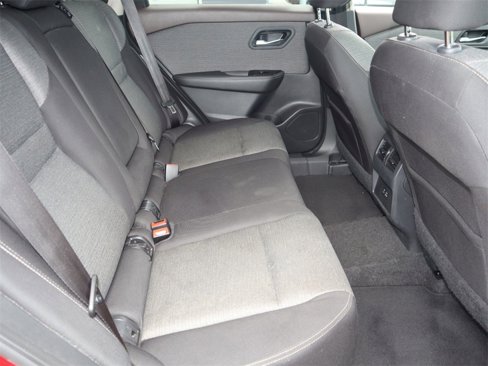 Certified 2022 Nissan Rogue SV image 25