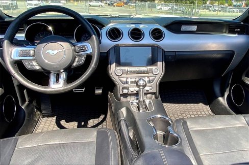 Used 2017 Ford Mustang Premium image 16