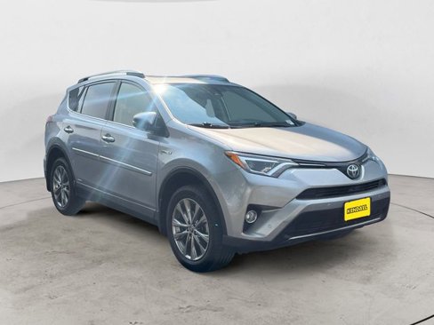 Used 2017 Toyota RAV4 Limited image 7