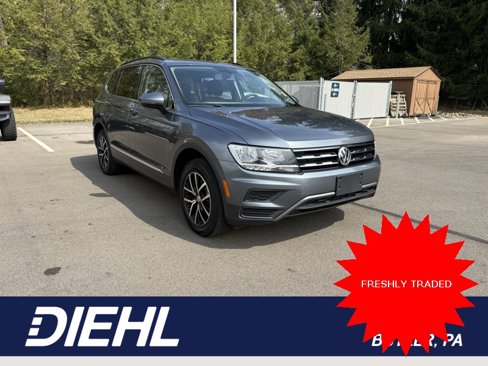 Used 2021 Volkswagen Tiguan SE w/ Panoramic Sunroof Package image 1