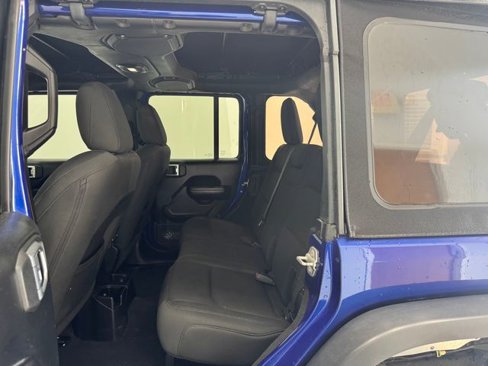 Used 2018 Jeep Wrangler Unlimited Sport S image 19