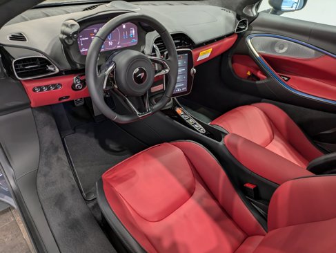 New 2025 McLaren Artura image 7