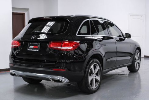 Used 2017 Mercedes-Benz GLC 300 w/ Premium 1 Package image 10