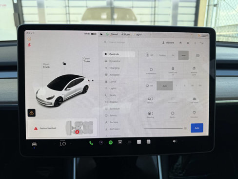 Used 2020 Tesla Model 3 Standard Range Plus image 30