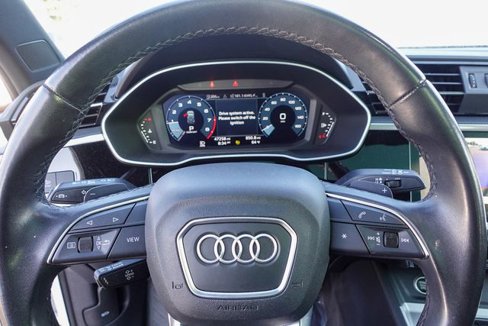 Used 2023 Audi Q3 2.0T Premium image 16