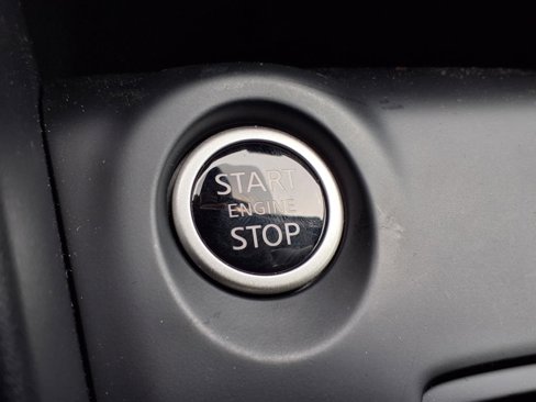 New 2025 Nissan Kicks Play S image 11