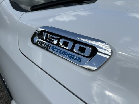 Used 2022 RAM 1500 Laramie image 9