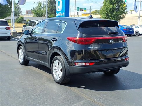 Used 2017 Kia Sportage LX image 8