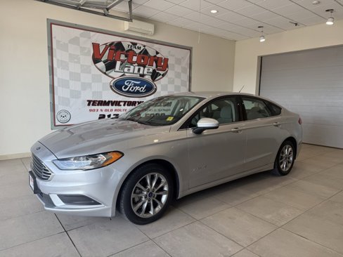 Used 2017 Ford Fusion S image 1