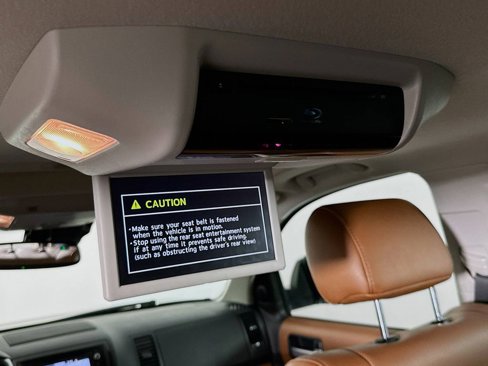 Used 2018 Toyota Sequoia Platinum image 26