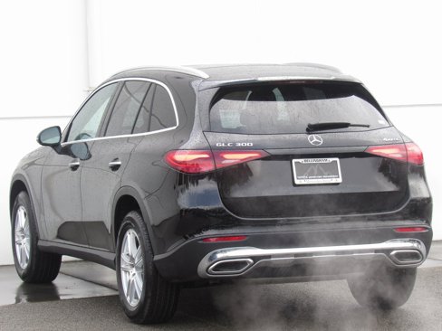 Certified 2025 Mercedes-Benz GLC 300 4MATIC image 5
