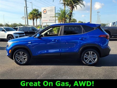 Used 2021 Kia Seltos LX image 4