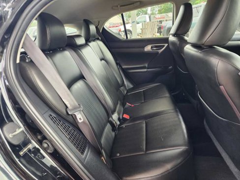 Used 2012 Lexus CT 200h Premium image 16