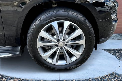 Used 2015 Mercedes-Benz GL 320 BlueTEC 4MATIC image 9