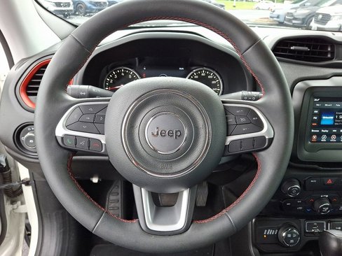 Used 2020 Jeep Renegade Trailhawk w/ Popular Equipment Group image 15
