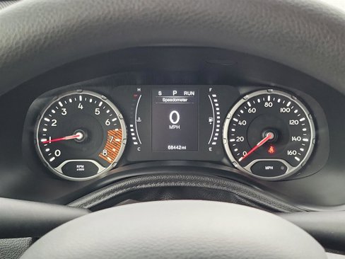 Used 2020 Jeep Renegade Sport w/ Sport Appearance Group image 11