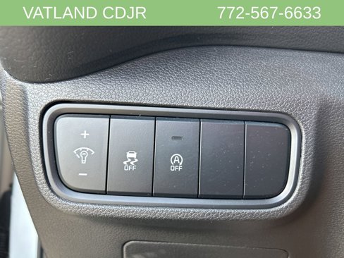 Used 2023 Kia Soul LX w/ LX Technology Package image 17