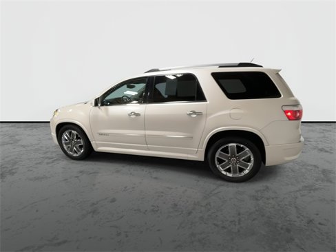 Used 2011 GMC Acadia Denali image 6