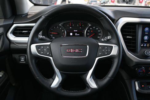 Used 2023 GMC Acadia SLT w/ Preferred Package image 24