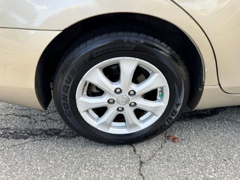 Used 2008 Toyota Camry LE image 30