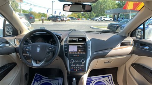 Used 2017 Lincoln MKC Reserve w/ Lincoln MKC Climate Package image 22