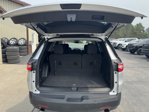 Used 2020 Chevrolet Traverse LS image 29