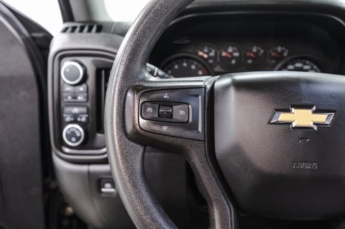 Used 2020 Chevrolet Silverado 1500 Custom w/ Custom Value Package image 11