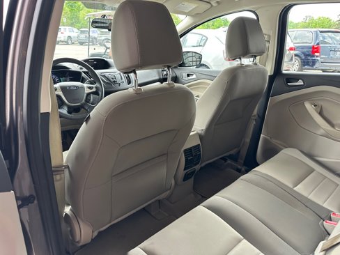 Used 2014 Ford C-MAX SE image 11