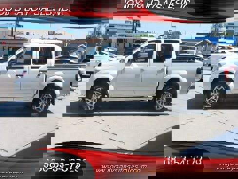 Used 2015 Nissan Frontier SV w/ SV Value Truck Package image 30