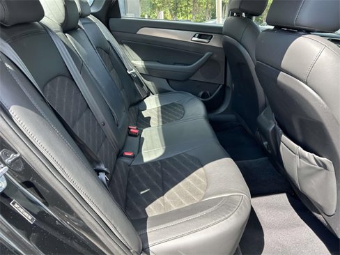 Used 2018 Hyundai Sonata Sport w/ Cargo Package image 10