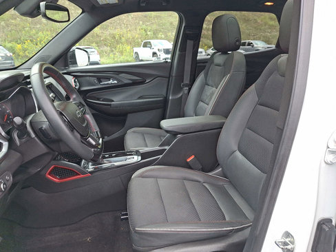 Certified 2021 Chevrolet TrailBlazer RS w/ Sun and Liftgate Package image 13