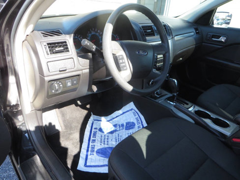 Used 2012 Ford Fusion SE image 11