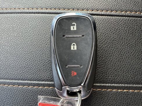 Used 2020 Chevrolet Traverse LS w/ LPO, Floor Liner Package image 35