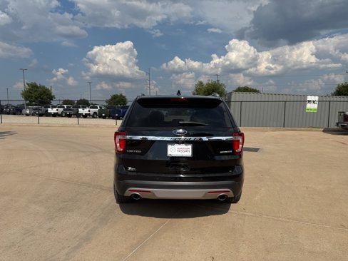 Used 2016 Ford Explorer Limited image 4