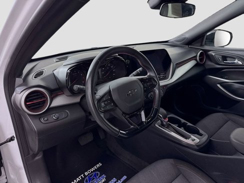 Used 2024 Chevrolet Trax RS image 9
