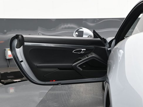 Certified 2015 Porsche Cayman GTS image 8