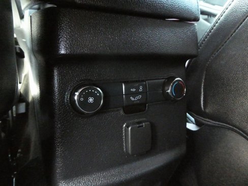 Used 2017 Ford Explorer XLT w/ Equipment Group 202A image 41