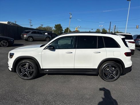 Certified 2025 Mercedes-Benz GLB 250 image 2