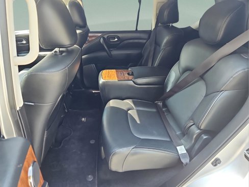 Used 2019 INFINITI QX80 Luxe image 12