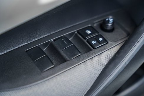 Used 2022 Toyota Corolla LE image 31